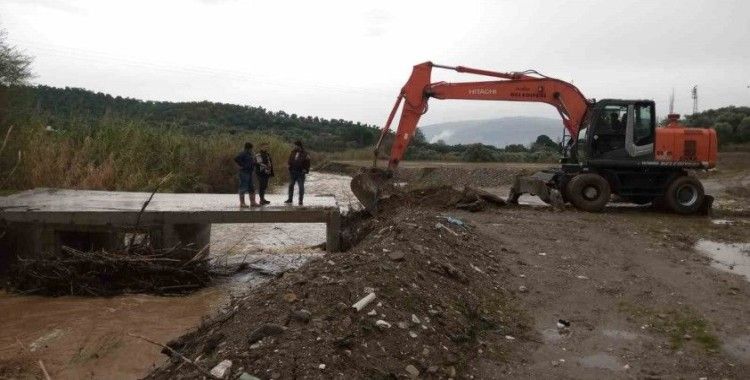 Sultanhisar’da belediye ekipleri iş başında
