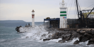 Meteorolojiden Marmara için kuvvetli rüzgar, fırtına ve yağış uyarısı