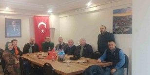 Akçakoca’da siyasiler Akçakoca Lisesi Mezunları Derneğine üye oldu
