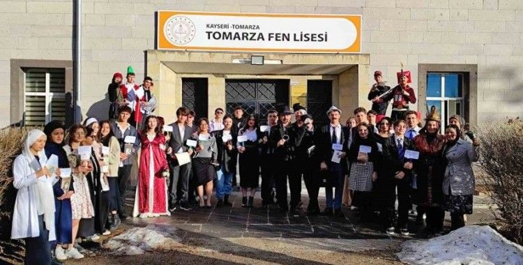 Tomarza Fen Lisesi’nde ’Dünya roman Kahramanları Günü’ etkinliği
