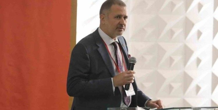 Karşıyaka Başkanı İlker Ergüllü: “Başkan yok, yönetim yok”
