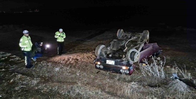 Virajı alamayan Tofaş otomobil şarampole takla attı: 1 yaralı
