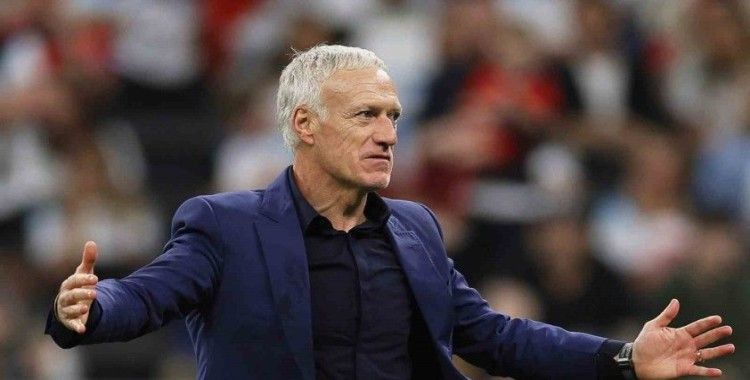 Fransa Milli Takımı Teknik Direktörü Didier Deschamps’tan ayrılık kararı
