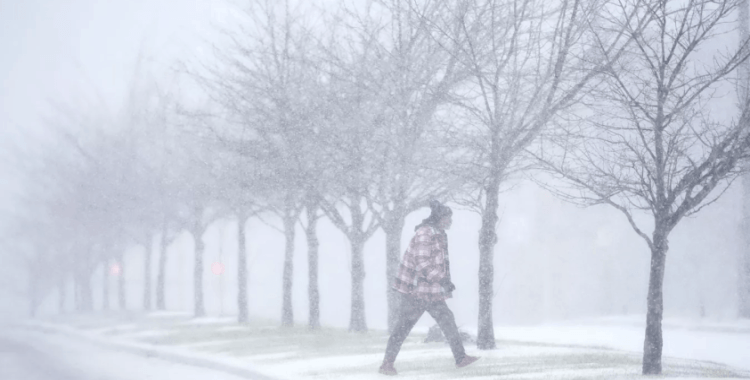 İstanbul'da kar yağışı kesinleşti, Meteoroloji'den 35 il için kritik uyarı geldi: Kara kışa hazır mısınız?