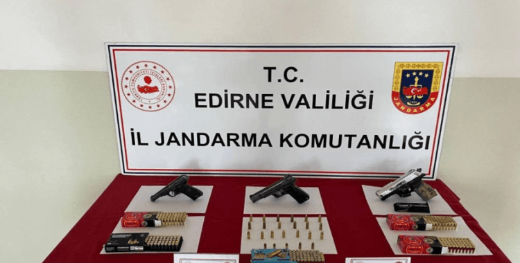 Havsa'da 3 adet ruhsat tabanca ele geçirildi