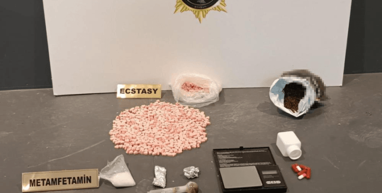 Samsun'da 860 adet extacy ele geçirildi: 1 gözaltı