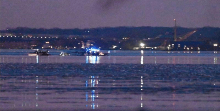 Pentagon: Washington'daki uçak kazasını aktif olarak soruşturuyoruz