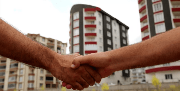 2025 yatırım planlarında dengeler değişiyor: Arsa mı daire mi daha mantıklı?