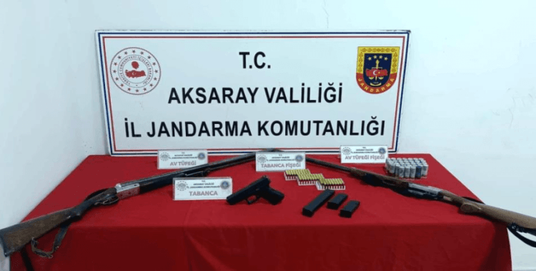 Jandarmanın operasyonunda tabanca ve tüfek ele geçirildi