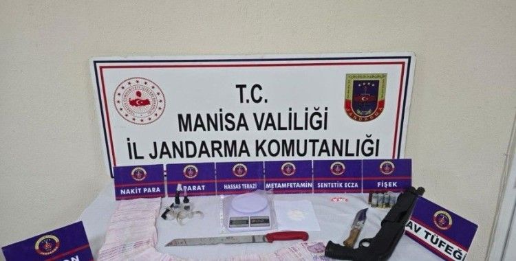 Manisa'da uyuşturucu operasyonu: 5 kişi gözaltına alındı