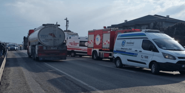 Tekirdağ'da tır ile otomobil çarpıştı: 1 ölü, 2 yaralı