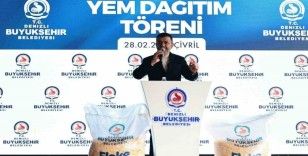 Başkan Çavuşoğlu üreticinin yüzünü güldürmeye devam ediyor
