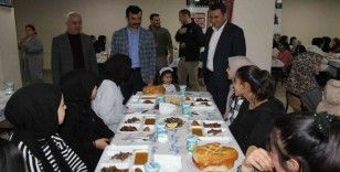 Kaymakam Soysal, öğrencilerle iftar programında buluştu
