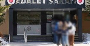 Bayburt’ta uyuşturucu ticareti yapmak suçundan aranan 1 kişi yakalandı
