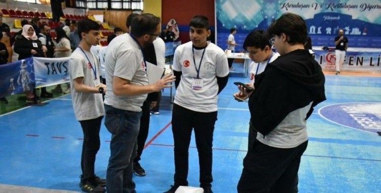 Tavşanlı 15 Temmuz Şehitler Fen Lisesi ROBOTAV 2025 hazırlığında
