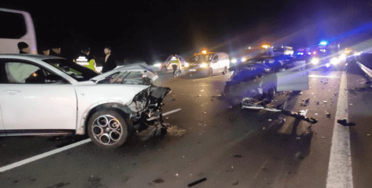 Bursa'da zincirleme kaza: 1 ölü, 7 yaralı