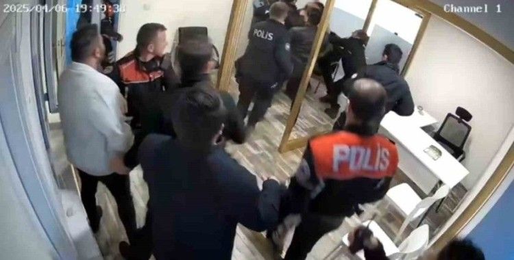 Vanmall AVM yönetiminde kavga
