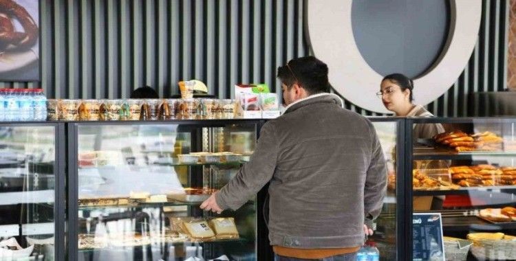 Halka Kafe vatandaşların hizmetinde
