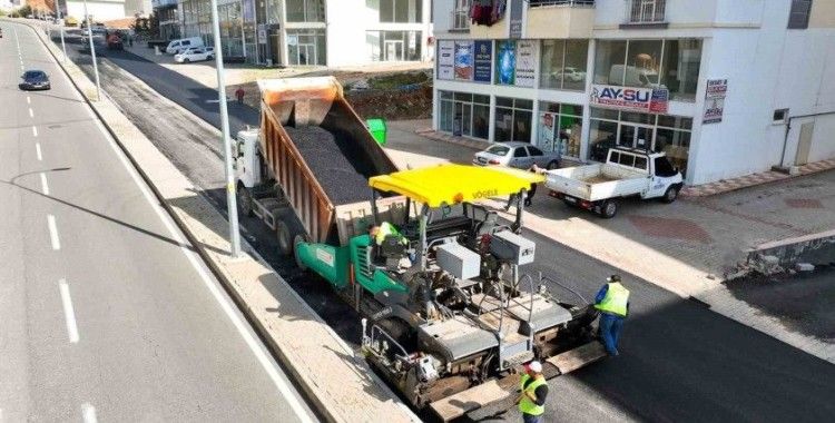 Kahramanmaraş’ta asfalt çalışmaları
