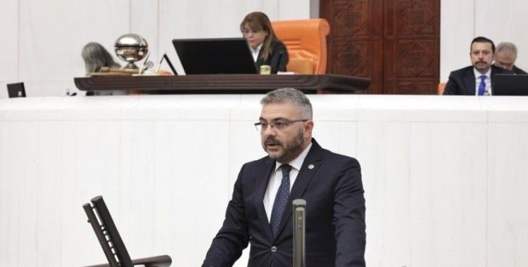 AK Partili Özmen: "Bu tür söylemler toplumsal huzuru ve birliği zedelemektedir"
