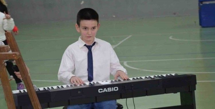 Didim’de otizmli bireyler renkli anlar yaşadı
