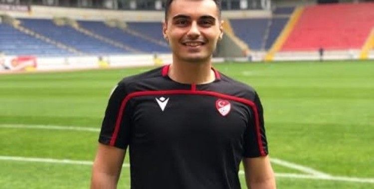 Ağrıspor 1970 - Erciyes 38 FK maçının hakemi Taha Onat
