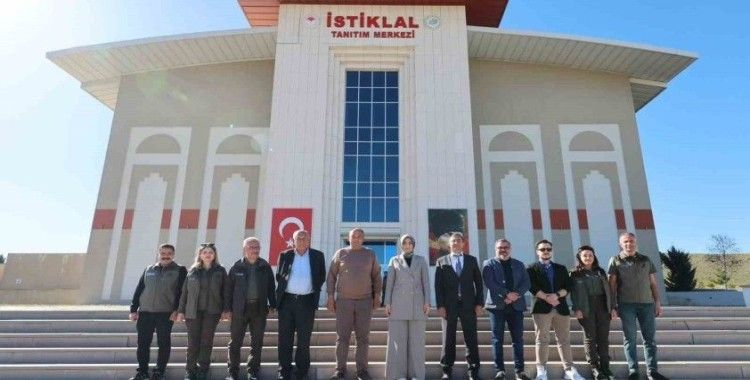 Vali Yiğitbaşı’ndan İstiklal Tanıtım Merkezi’ne ziyaret
