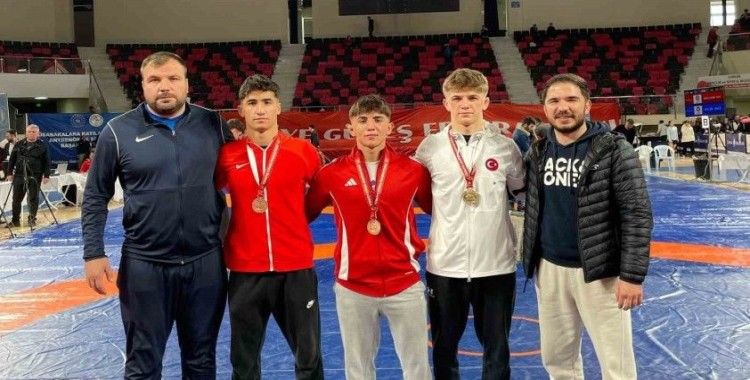 Afyonkarahisar TOHM Güreşçileri Türkiye Şampiyonası’ndan 3 Madalya ile döndü
