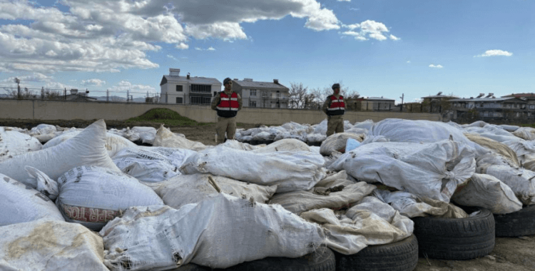 Diyarbakır'da piyasa değeri 10 milyar lirayı bulan 20 tondan fazla uyuşturucu imha edildi