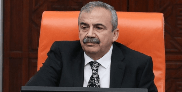 Sırrı Süreyya Önder'in sağlık durumuyla ilgili hastaneden açıklama