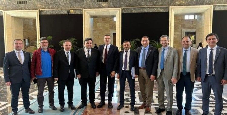 Selendili başkanlar Ankara’da temaslarda bulundu
