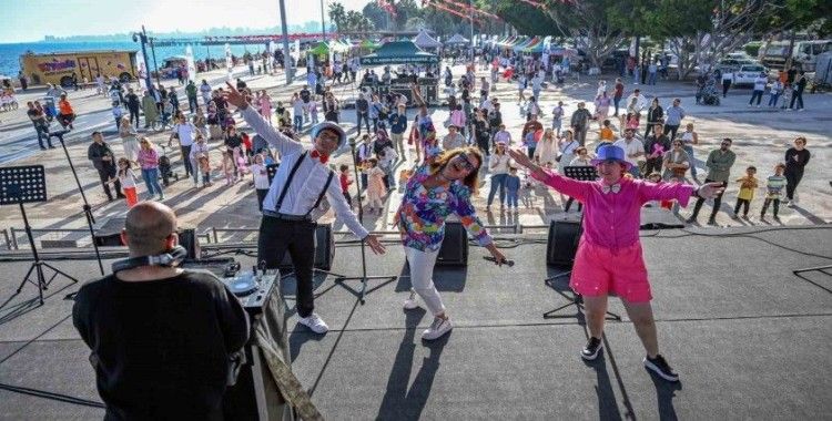 2. Uluslararası Mersin Çocuk Festivali başladı
