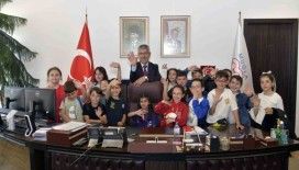 Minikler bir günlüğüne üniversiteli oldu
