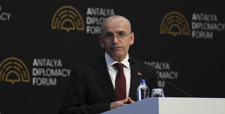 Hazine ve Maliye Bakanı Şimşek, ABD'ye gitti