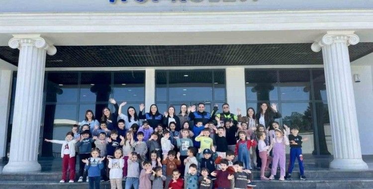 Bilecik’te ’Güvenliğin Kahramanları Minik Yüreklere İlham Oldu’ sloganıyla yola çıktılar
