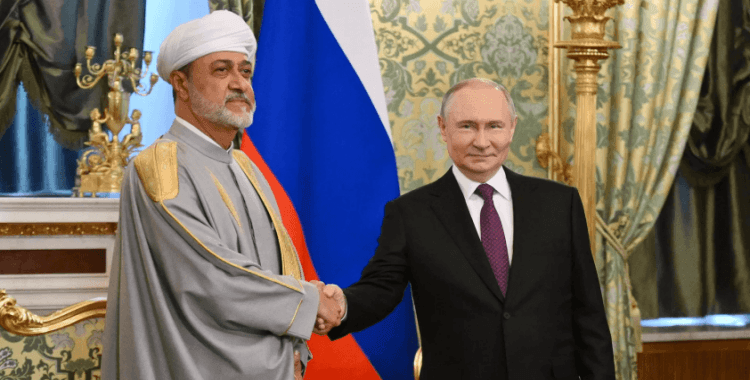 Rusya ve Umman arasında yeni sayfa: İki ülkenin liderleri ilk kez bir arada