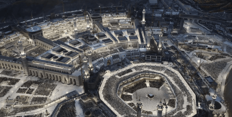 Suudi Arabistan'dan Mekke'ye girişlerde yeni kısıtlama