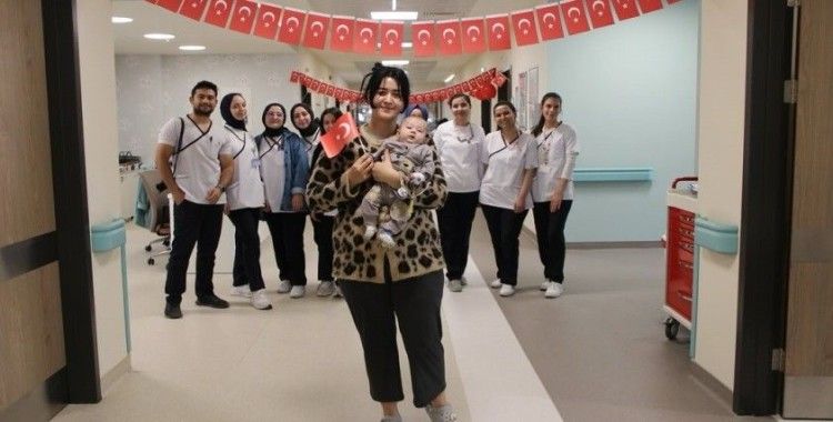 Kütahya Şehir Hastanesinde tedavi gören çocuklar 23 Nisan’ı kutladı
