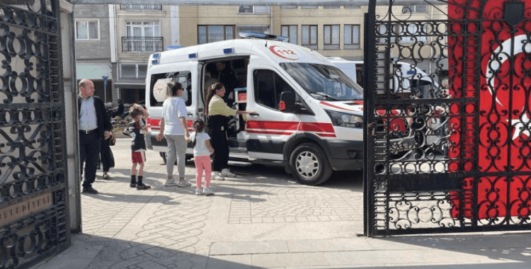 Eskişehir'de başıboş sokak köpeklerinin saldırısında 2 çocuk yaralandı