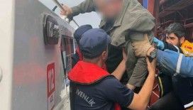 Ticari gemide rahatsızlanan vatandaşa tıbbi tahliye
