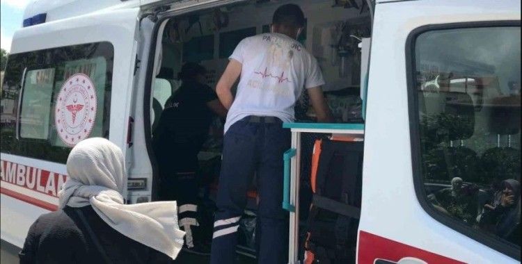 Bilecik’te otomobil çarptığı çocuk yaralandı
