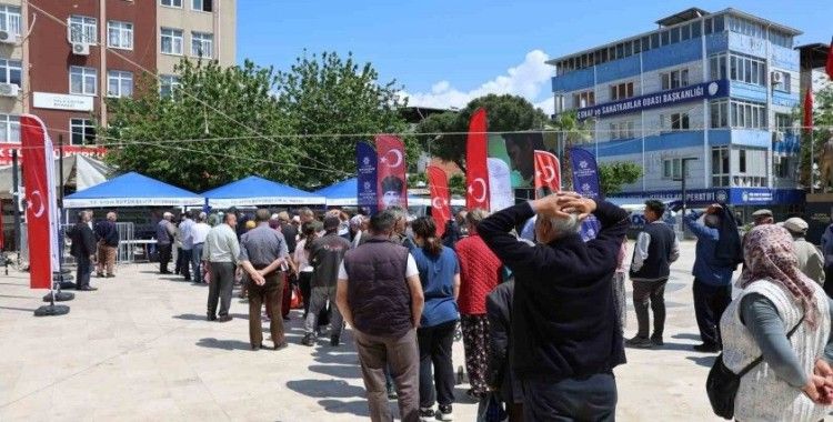 Köşk’te dağıtılan binlerce Ata Tohumu kısa sürede tükendi
