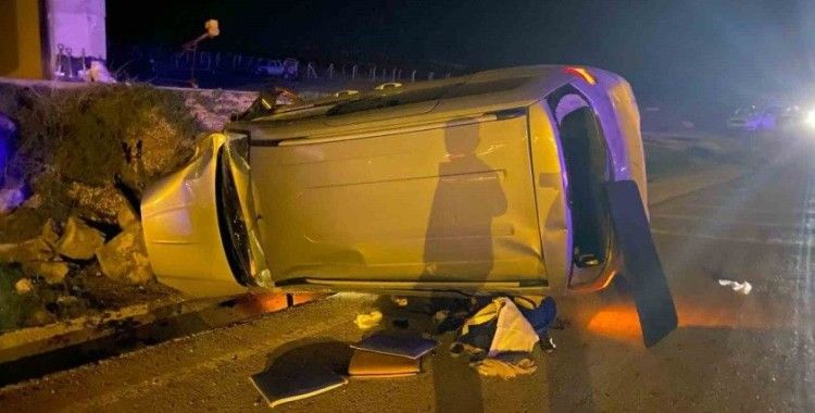 Haymana’da başıboş eşekler kazaya sebep oldu: 4 yaralı
