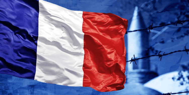 Fransa’da bir Müslümanı camide namaz kıldığı sırada bıçaklayarak öldüren zanlı, İtalya'da teslim oldu