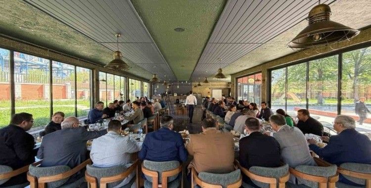 Başkan Çetinkaya: "Bir yandan borçları çeviriyorum bir yandan da yeni hizmetler üretiyorum"
