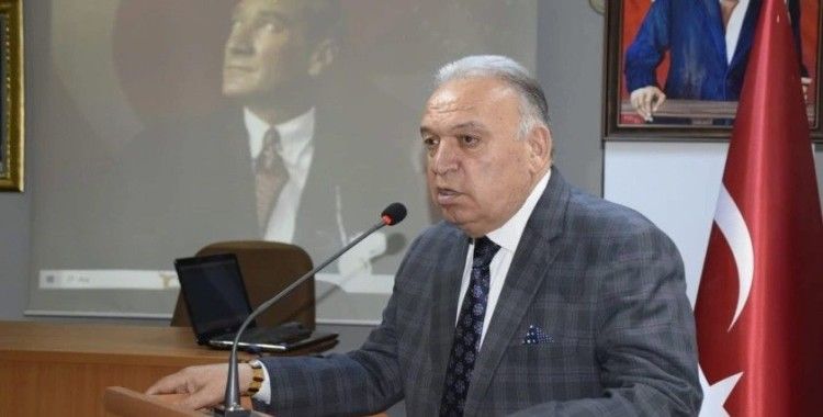 Kuruyan Marmara Gölü 3 ilçenin çiftçisini endişelendiriyor
