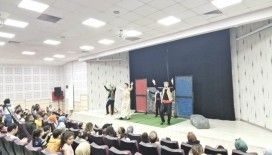 Kartepe’de çocuklar "Bir Buğday Müzikali" ile eğlendi
