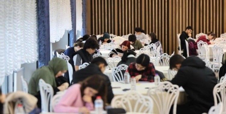 Merkezefendi Belediyesi dönemin son TYT ve AYT deneme sınavlarını gerçekleştirecek
