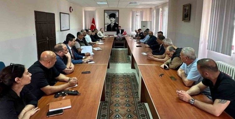 Mut’ta kayısı sezonu değerlendirme toplantısı
