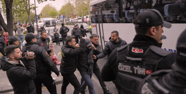 Bakan Yerlikaya duyurdu: 1 Mayıs'ta 409 kişi gözaltına alındı